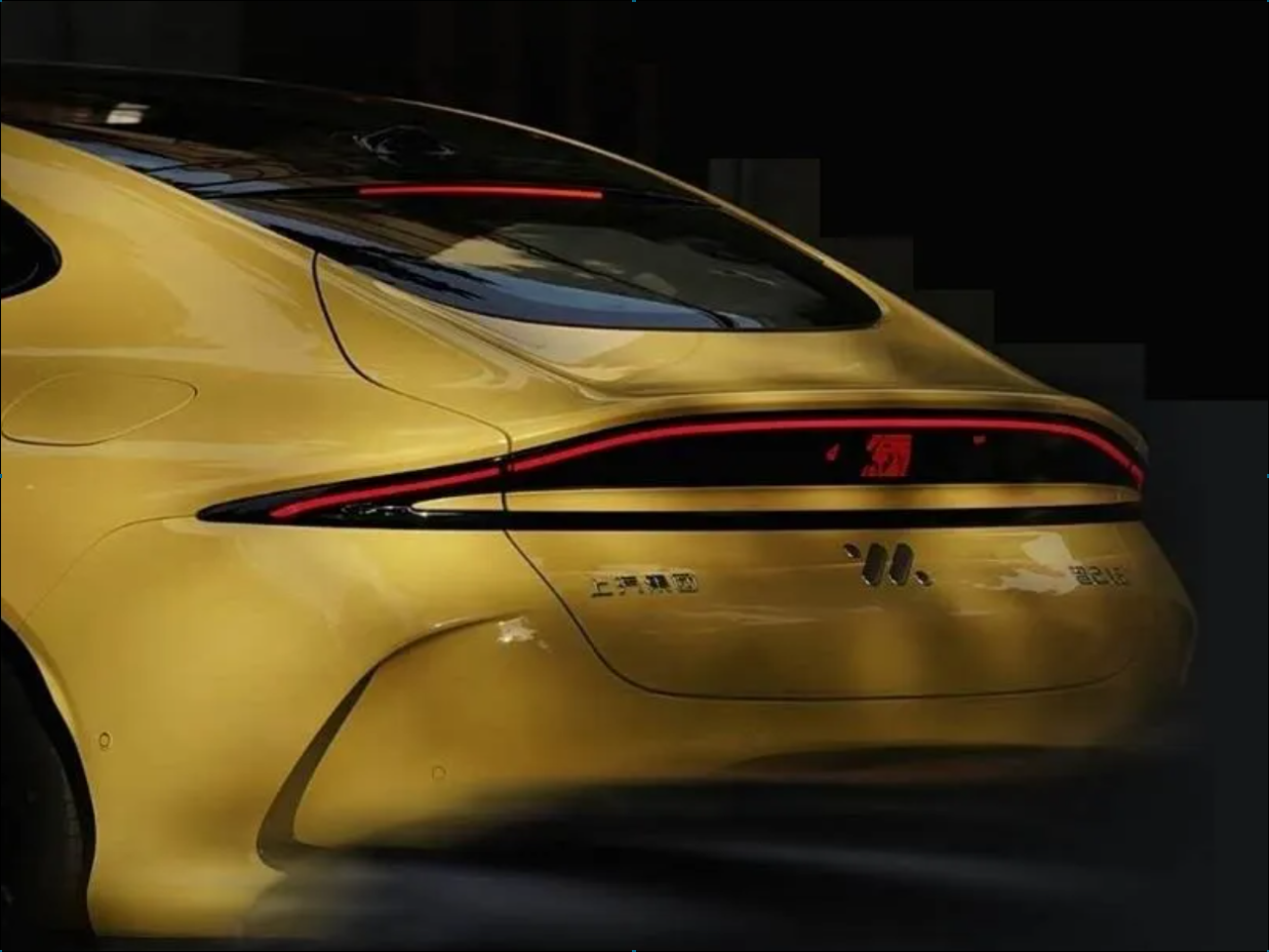 Jufei Optoelectronics’ direct-view ISD display helps the IM LS6 create Interactive Intelligent Lighting Signals